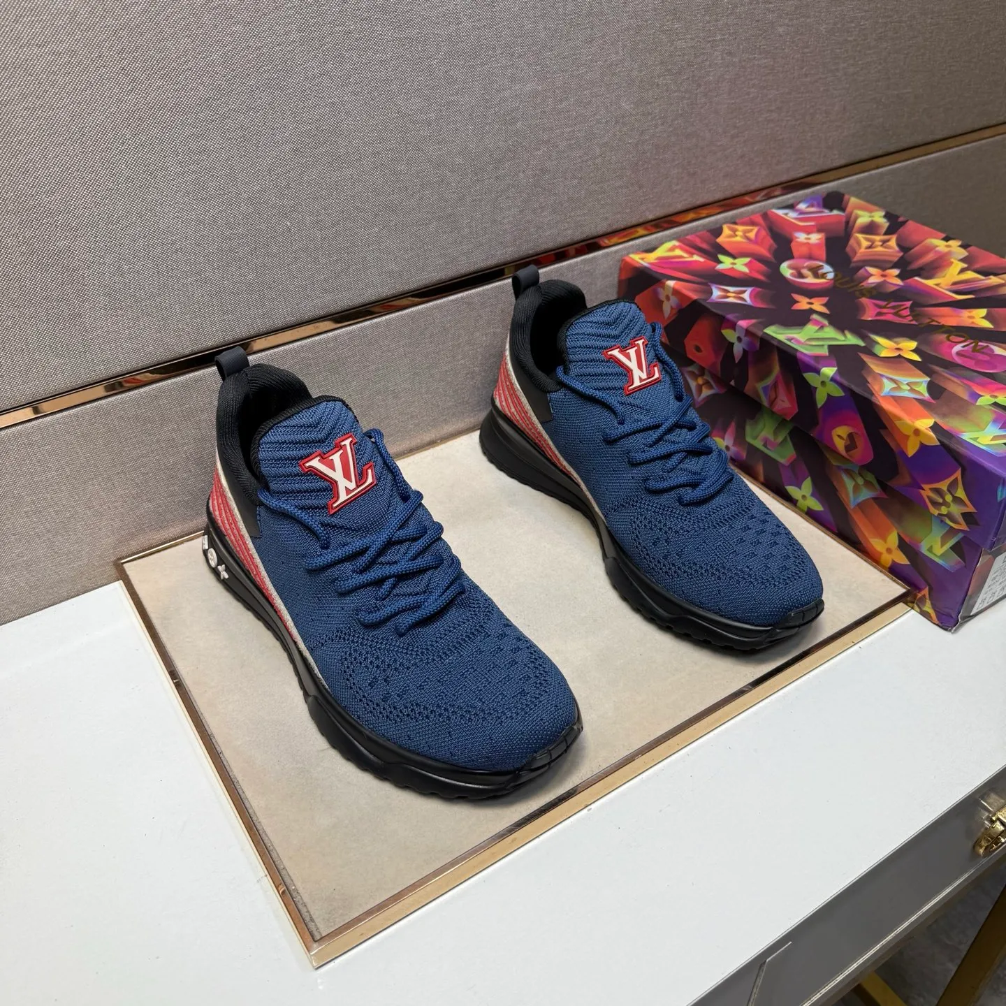 ⬛️Men's shoes 💰p480 [LV～] Men's casual shoes 2025z cabinet sales simultaneously 🔶Size: 38-44 #️⃣ 🔷7 colors🔜The upper is made of multi-material splicing➕Mesh lining, comfortable and breathable, sole: original comfortable and wear-resistant outsole, ⚠️real thing📱photographed🎬real thing is better📢📢📢